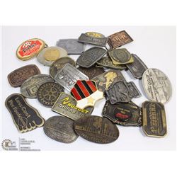 BOX WITH 25 VINTAGE BELT BUCKLES