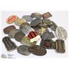 Image 1 : BOX WITH 25 VINTAGE BELT BUCKLES