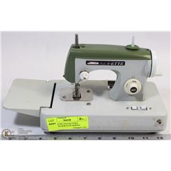 VINTAGE ZIG-ZAG BATTERY OPERATED SEW-ETTE SEWING