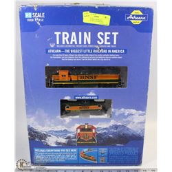 HO IRON HORSE TRAIN SET COMPLETE WITH EXTRA PCS