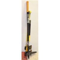 BUNDLE OF 2 AXES AND A WEED PULLER