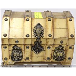 SKULL PIRATE JEWELRY CHEST