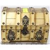 Image 1 : SKULL PIRATE JEWELRY CHEST