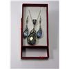 Image 1 : 15 - IRIDESCENT GREY SWAROVSKI CRYSTAL SET