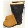 Image 1 : SIZE 9 STC GEO STEELTOE RUBBER WORKBOOTS