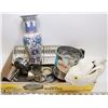 Image 1 : BOX OF ANTIQUES, KITCHEN ITEMS AND MORE