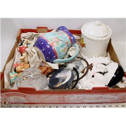 FLAT W/PENDELFIN COLLECTIBLE FIGURINE,