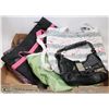 Image 1 : LOT OF WOMENS BAGS