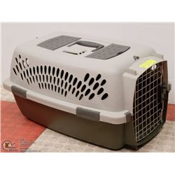 PETMATE PET TAXI SIZE SMALL/MEDIUM