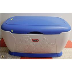 LITTLE TIKES TOY BOX WITH LID