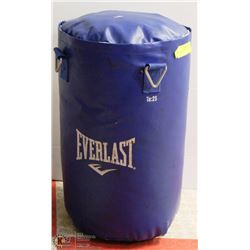 EVERLAST 30 LBS PUNCHING BAG