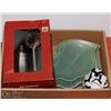 Image 1 : BARTENDING SET, 3 PIECE SERVING SET & COW PRINT