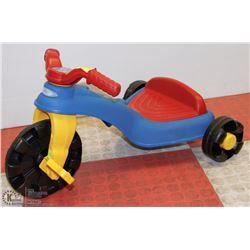 KIDS RIDE-ON TRIKE