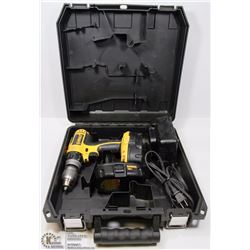 DEWALT DC930KA DRILL W/ 2 BATTERIES & CHARGER
