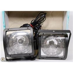 FLAT W/ 2 STROBE 120V LIGHTS