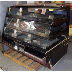 BAKERY DISPLAY - 9 REACH IN SECTIONS