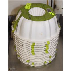 LOT OF 14 BLOOM DISPOSABLE CAKE PANS