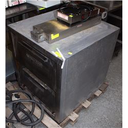 BAKERS PRIDE 2 DOOR PIZZA OVEN MODEL P44