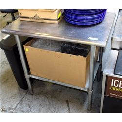 STAINLESS STEEL PREP TABLE