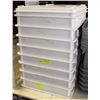 Image 1 : LOT OF 8 SOLID WHITE PLASTIC TRAYS, WITH 2 LIDS