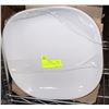 Image 1 : BOX OF WHITE 12" SQUARE PLATES