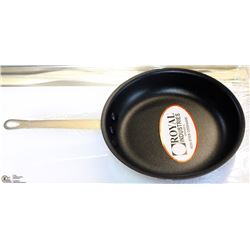 ME#28 - FRY PAN 8" NON-STICK