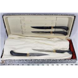 VINTAGE CARVING KNIFE SET IN BOX