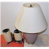 Image 1 : LOT OF 3 TABLE LAMPS