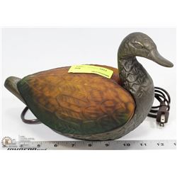VINTAGE ESTATE DUCK LAMP