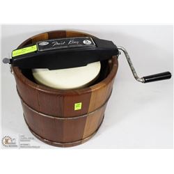 VINTAGE RCW FRONT KING 5 QUART ICE CREAM MAKER