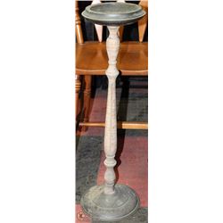 ANTIQUE STAND UP ASHTRAY
