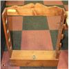 Image 1 : VINTAGE WOODEN GUN RACK