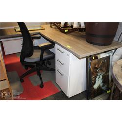 RECEPTION DESK 72"X72"