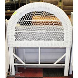 SINGLE WICKER HEADBOARD