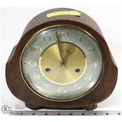 25) SMITH MANTEL CLOCK VINTAGE
