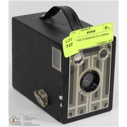BROWNIE JUNIOR SIX-20 CAMERA