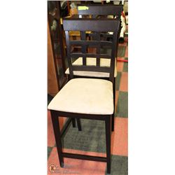2 BEIGE AND BROWN DINING ROOM CHAIRS