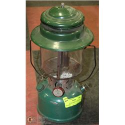 VINTAGE COLEMAN #21 KEROSENE LANTERN