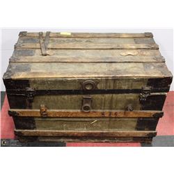 ANTIQUE WOOD/METAL/LEATHER TRUNK 34”X19”X22”