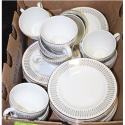 ROYAL KNIGHT STAFFORDSHIRE ENGLAND DISH SET