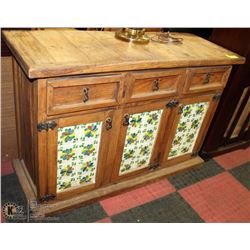 MEXICAN 3 DOOR TILE CUPBOARD