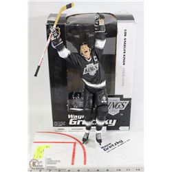 WAYNE GRETZKY LA KING LTD. ED. 12" FIGURINE BY
