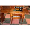 Image 1 : MID 1940 SIGNER SEWING MACHINE SINGLE DRIVER W/