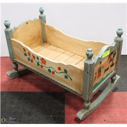 VINTAGE DOLL CRIB