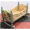 Image 2 : VINTAGE DOLL CRIB