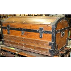 ANTIQUE WOOD AND IRON TRUNK