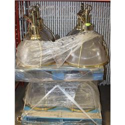 PALLET OF 8 TOTAL LARGE BOOTH LIGHT FIXTURES