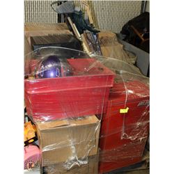 PALLET OF ESTATE ITEMS INCL. RED MAC