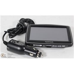 TOM TOM VEHICLE GPS UNIT WITH CHARGER