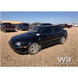 2004 VOLKSWAGEN JETTA CAR